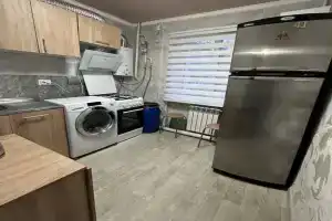 v Ilichevskom rayone Apartments, Mariupol