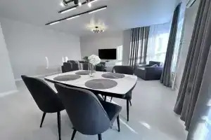vozle aeroporta Apartments, Ob'
