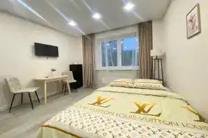 Novaya studiya v tsentre goroda Apartments, Korolyov