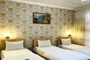 Tryohmestnyy nomer ekonom s vidom na gory Apartments, Chimgan