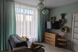 Uyutnaya simpatichnaya na 1 etazhe chastnogo novogo doma Apartments, Semyonov