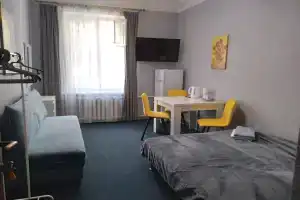 Sweethome on Prospekt Nezalejnost Guest house