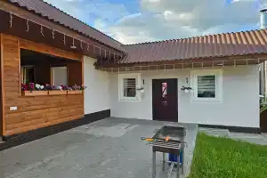 Uyutnyy domik na sutki Cottage, Lahoysk