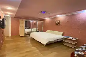 1-kv, ul. Bakinah Komissarov 12 Apartments, Donetsk