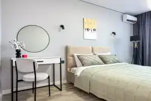 Apartamenty Myatnyy Veter s vidom na gory v tsentre, Novorossijsk