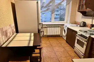 2-komnatnaya Apartments, Mariupol