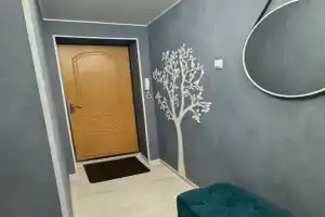 Uyutnaya na pervom etazhe Apartments