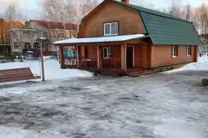 Dom s baney Cottage, Aleksandrov