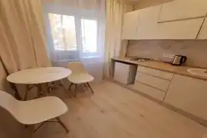 v tsentre goroda, ryadom vokzal i torgovyy tsentr Oazis Apartments, Vologda