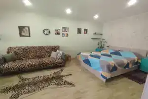 Uyutnaya Apartments, Vol'sk