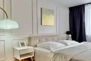 1-komnatnaya s kaminom i dvumya sanuzlami Apartments, Reutov