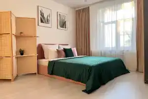 Botanika so svoey parkovkoy ot Wonderapart istoricheskiy tsentr, Vladimir