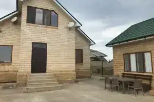 Krasivyy dom u morya Cottage