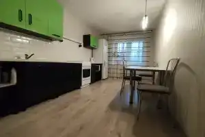 Bolshaya, idealnaya ,uyutnaya ryadom s tsentrom. Apartments, Mogilev