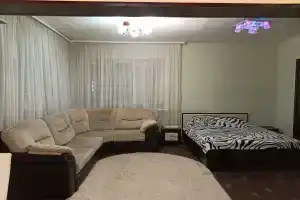 2-komnatnaya Apartments