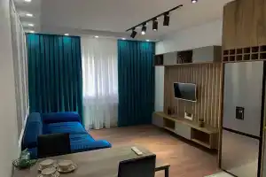 Apartamenty s vidom na gory i reku