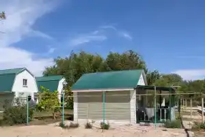 Dom s terrasoy okolo basseyna Apartments, Astrakhan