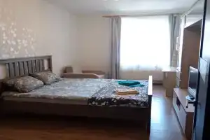 v zhilom komplekse Vremena goda Apartments, Pushchino