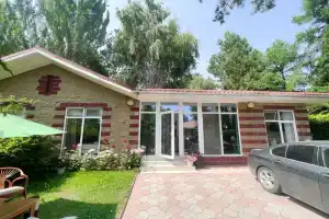 Kottedzh v TsO Raduga Issyk Kul Cottage, Cholpon-Ata