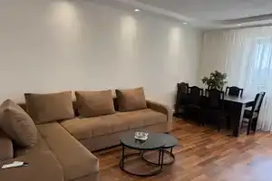 3-komnatnaya v samom serdtse goroda Apartments, Ashtarak