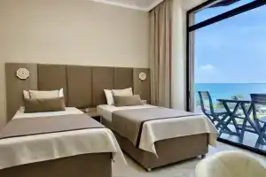 Premium s vidom na more i balkonom Apartments, Lazarevskoye