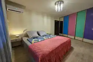 1-komnatnaya ryadom s Arenoy Erofey Apartments