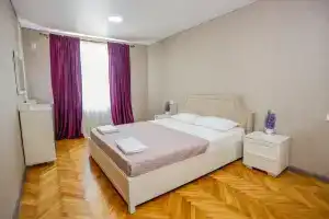 u morya Apartments, Thubun
