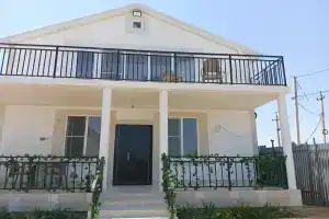 Dom s vidom na more Cottage, Izbarbash