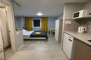 Uyutnaya -studiya Apartments, Peredelkino