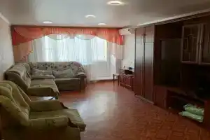 Uyutnaya dvushka u lesa Apartments