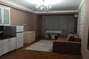 Uyutnaya v kvartire ryadom s ozerom Apartments, Makhachkala