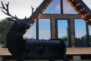 Uyutnyy dom treugolnik A-freym ryadom s morem i ozerom Cottage, Sokolniki