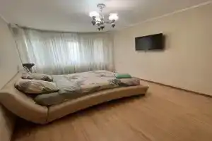 Prostornaya dvuhkomnatnaya v zhivopisnom rayone Apartments, Noginsk