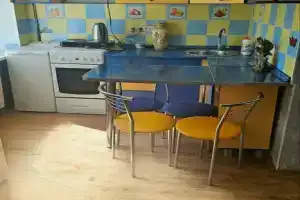 Odnokomnatnaya v tsentre goroda Apartments, Mariupol