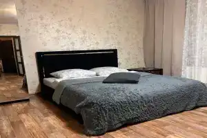 Uyutnaya ot hozyaina v parkovoy zone goroda Apartments, Kostova