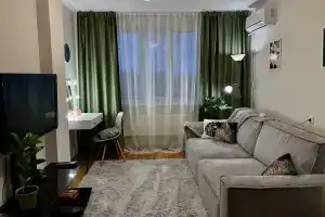 Uyutnaya s krasivym vidom v horoshem rayone Apartments, Voronezh