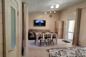 Domik na prirode Cottage, Mir