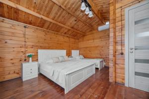 Dom trehmestnyy Cottage, Candripsh