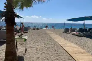 Prostornyy apartament v premialnom zhilom komplekse Konak Terrace, Alanya