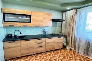 v tihom rayone Apartments, Velikiye Luki