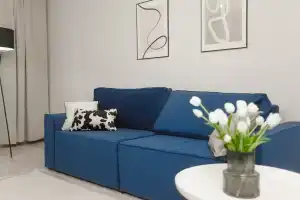 Prostornaya i stilnaya dvushka v ZhK Leningradskiy kvartal Apartments, Mariupol