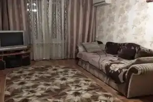 1-komnatnaya v tsentre goroda so vsemi udobstvami Apartments, Sevastopol