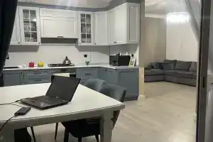 1-komnatnaya v tsentre Apartments, Makhachkala