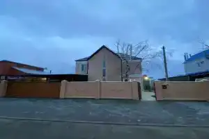 Bolshoy dvuhetazhnyy dom Cottage, Kropotkin