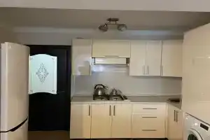 Uyutnaya v tsentre goroda, do 4h chelovek Apartments, Derbent