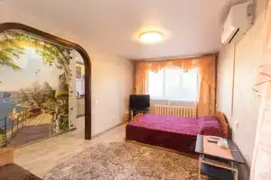 nedaleko ot Vokzalov i TRTs Rio Apartments