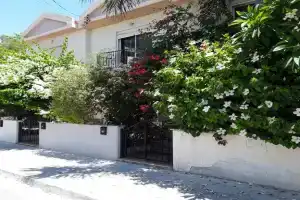 Taunhaus ryadom s plyazhem Dassudi Cottage, Kalavasos