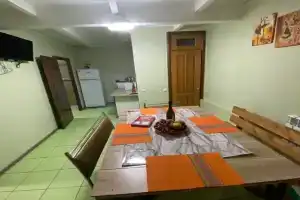 Dom s verandoy i mangalnoy zonoy na Volge Cottage, Syzran