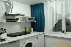 Uyutnaya 1-k. posle kapremmonta. Apartments, Mirnyj