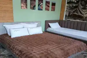 Semeynyy nomer Lyuks trehkomnatnyy Apartments, Mariupol